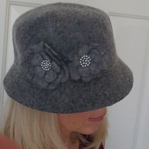 Womens Bucket Hat